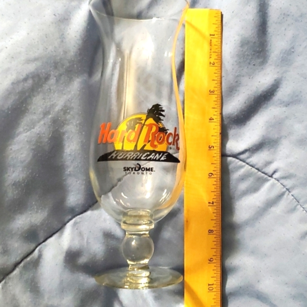: Hard Rock hardrock Cafe toronto canada skydome sky dome Drink souviner glass